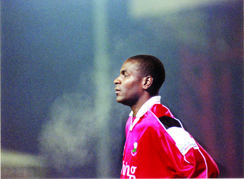 Other image for Stars of 2000 team hope current Reds break record and go up